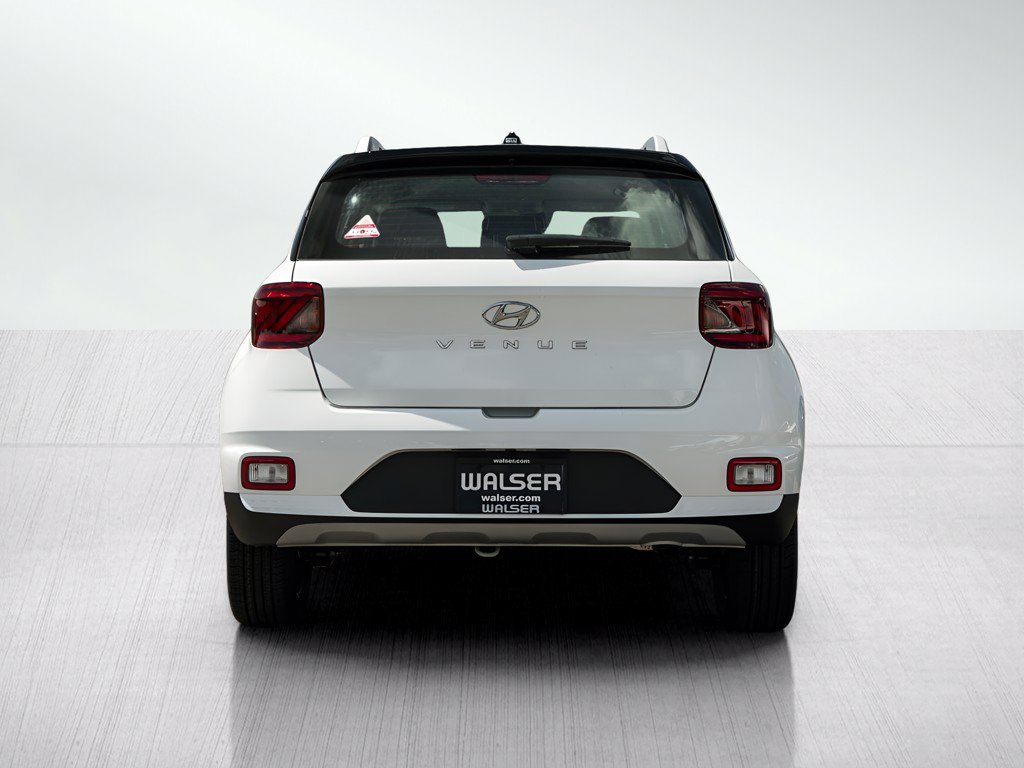 New 2026 Hyundai Venue SEL FWD image 5