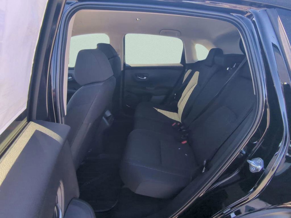 New 2026 Honda HR-V LX image 14