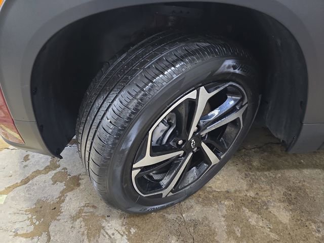 Used 2023 Chevrolet TrailBlazer RS w/ Convenience Package image 34