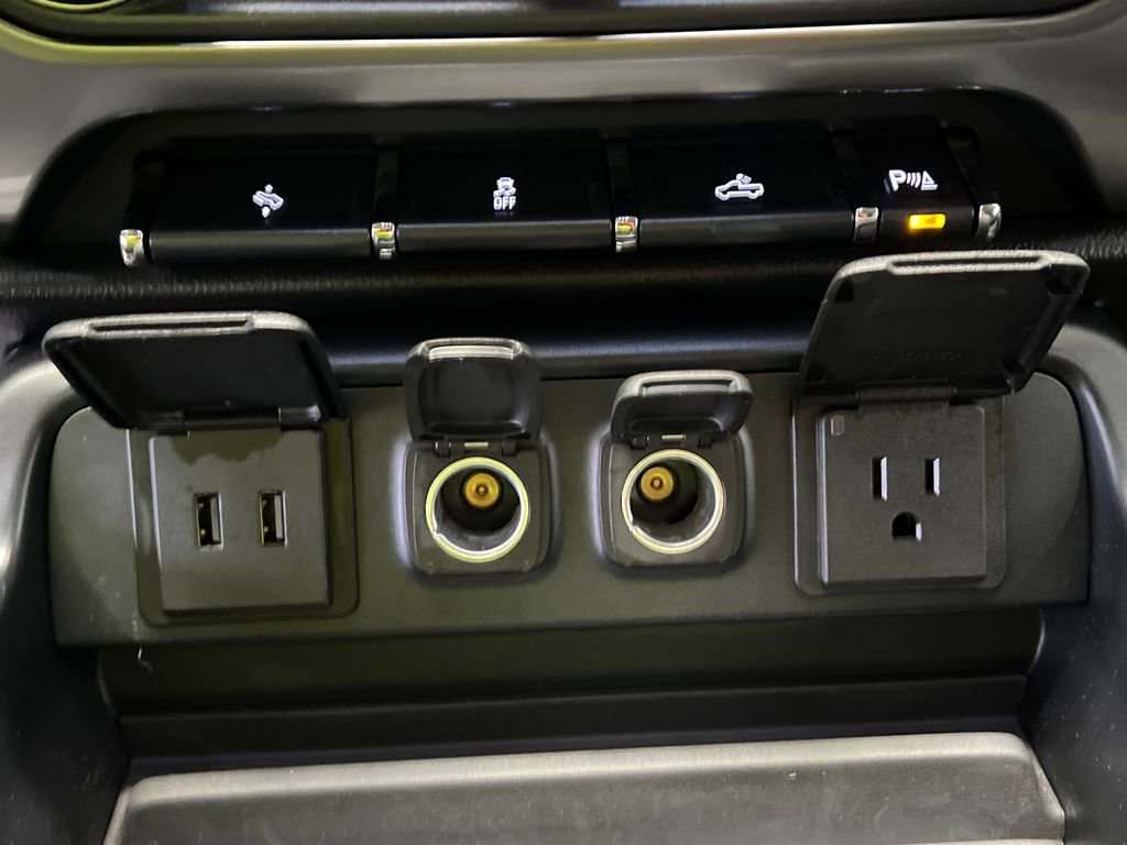 Used 2017 Chevrolet Silverado 1500 LT w/ All Star Edition AWD/4WD image 34
