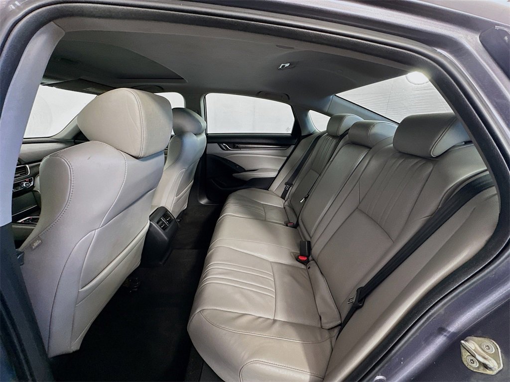 Used 2019 Honda Accord Touring image 25