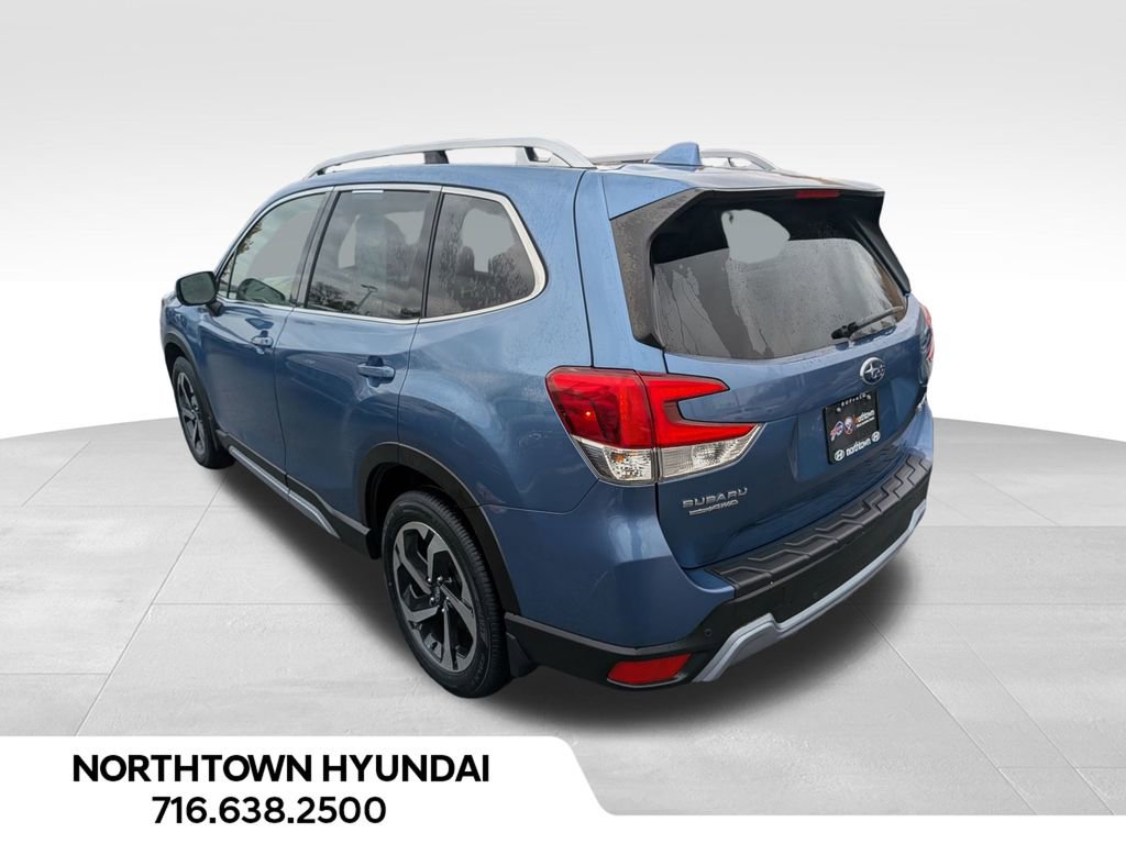 Used 2022 Subaru Forester Touring image 14