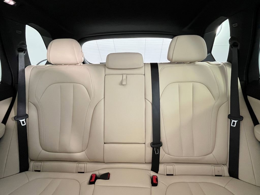 Used 2022 BMW X5 xDrive40i w/ Premium Package image 15