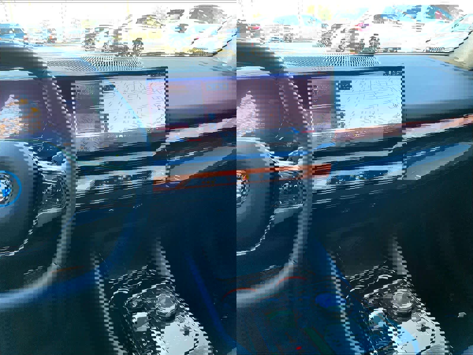 Used 2026 BMW i5 eDrive40 w/ Premium Package image 8