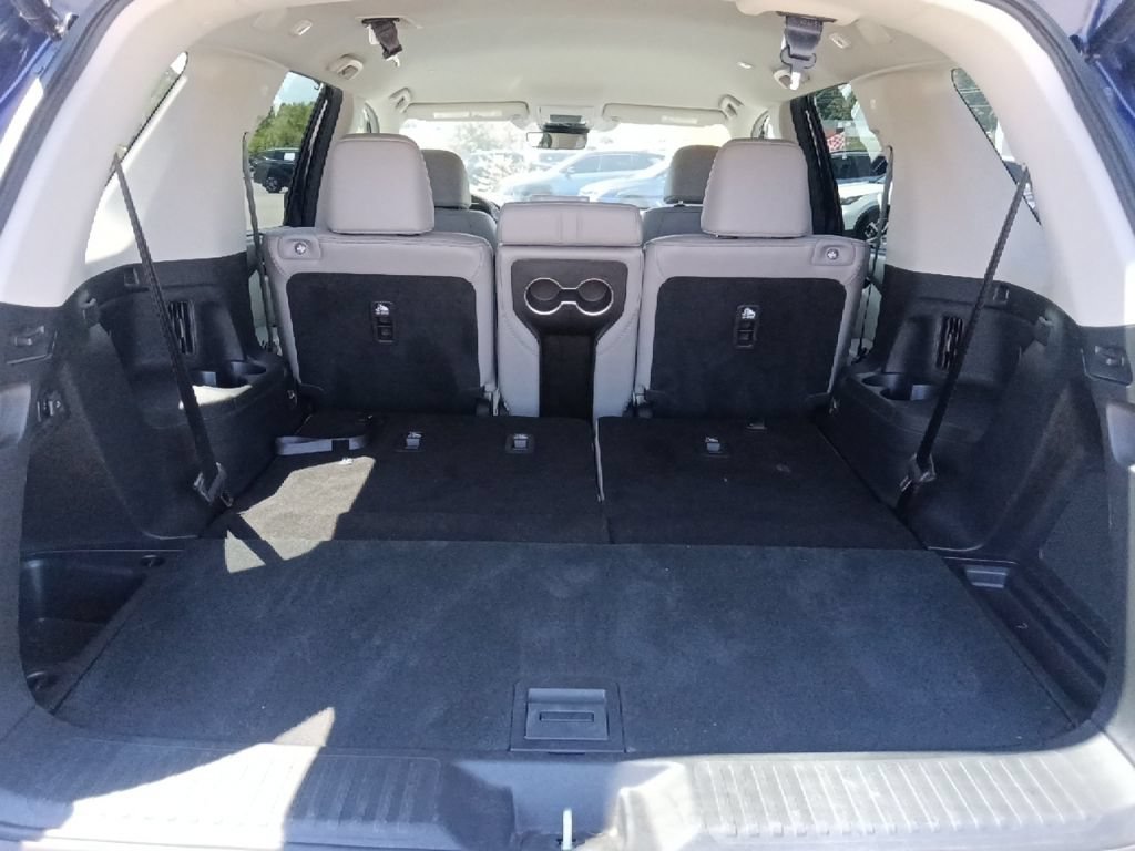 Used 2025 Honda Pilot EX-L image 29