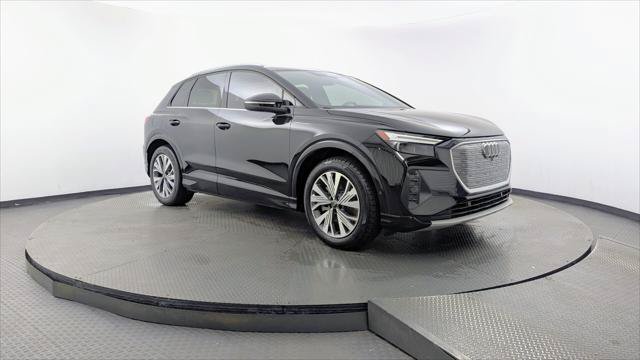Used 2023 Audi Q4 e-tron Premium Plus RWD image 11