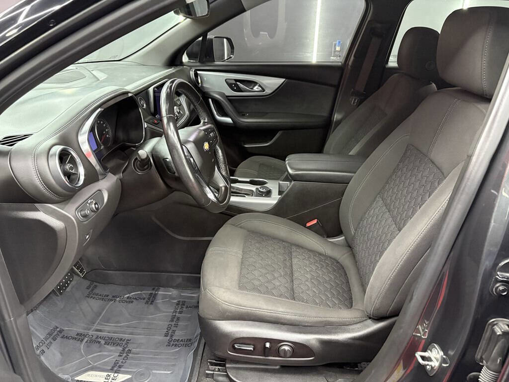 Used 2019 Chevrolet Blazer LT image 9