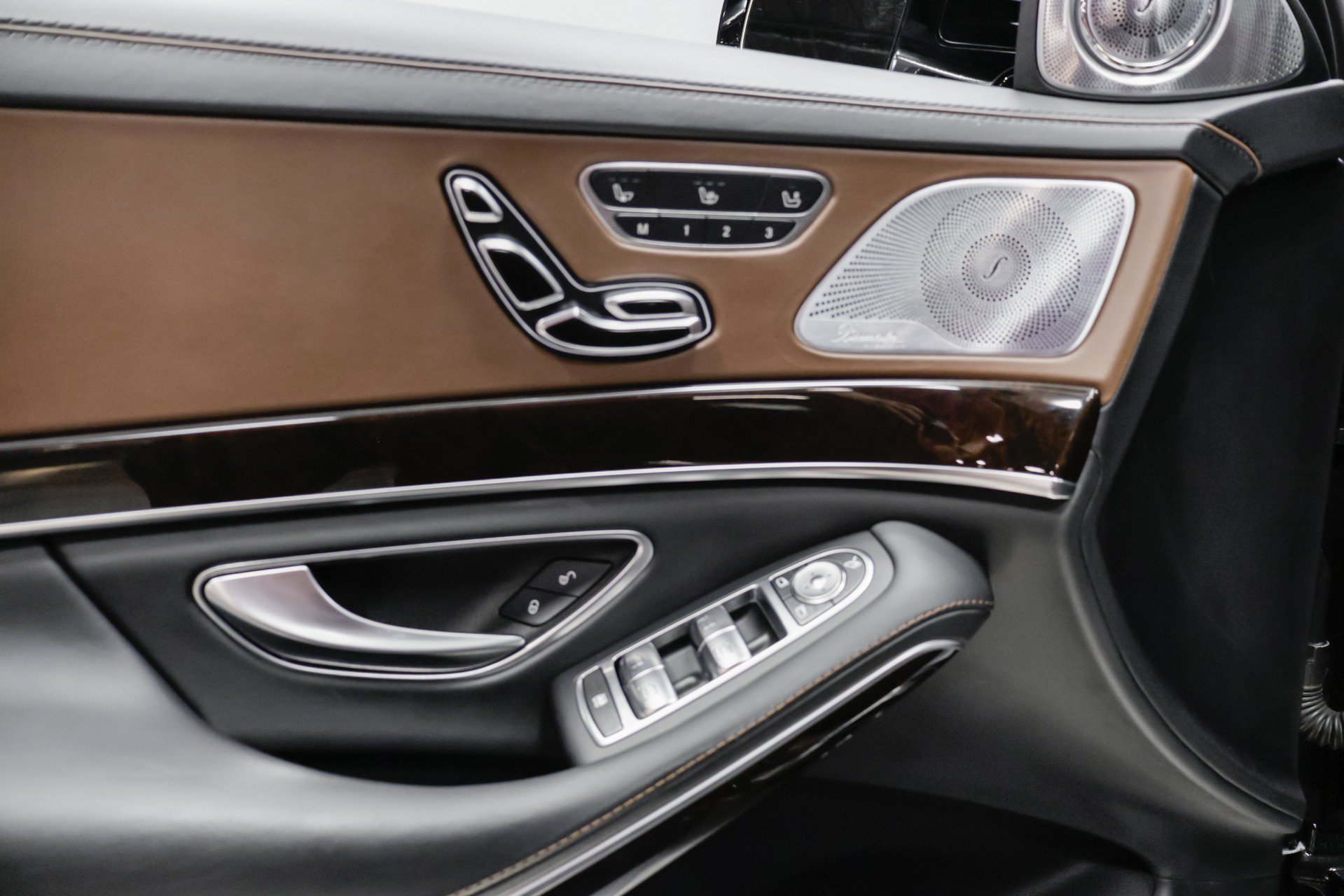 Used 2019 Mercedes-Benz Maybach S 560 4MATIC image 35