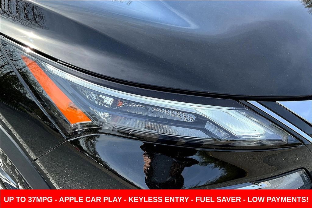 Used 2023 Nissan Rogue SV image 30