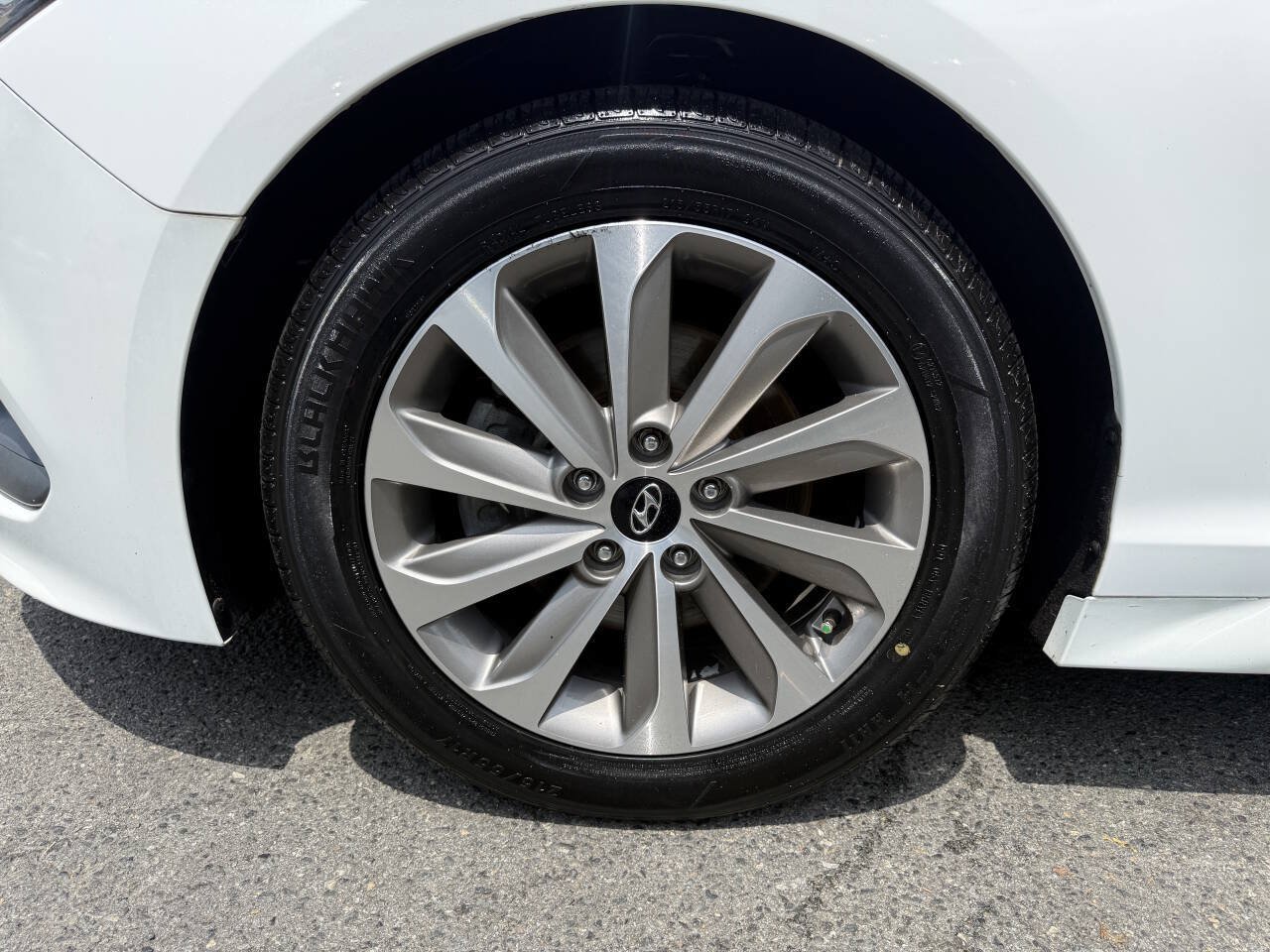 Used 2015 Hyundai Sonata Sport FWD image 23