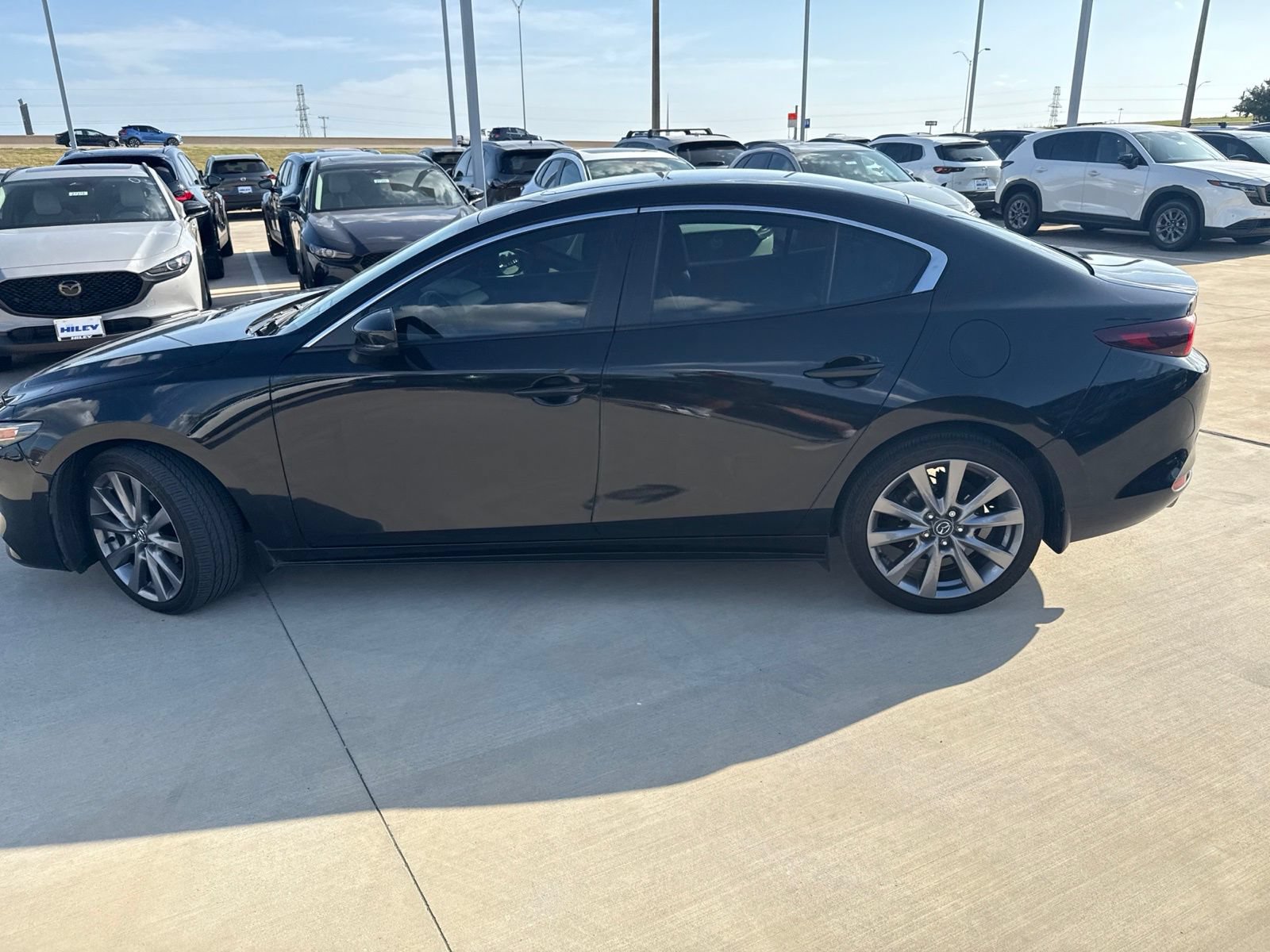 Used 2024 MAZDA MAZDA3 s FWD image 8