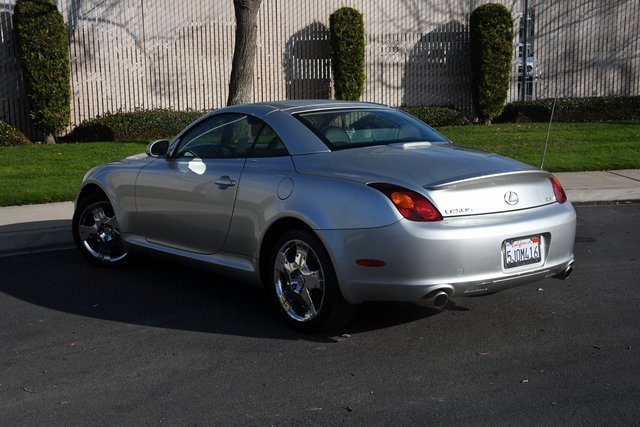 Used 2004 Lexus SC 430 Convertible image 4