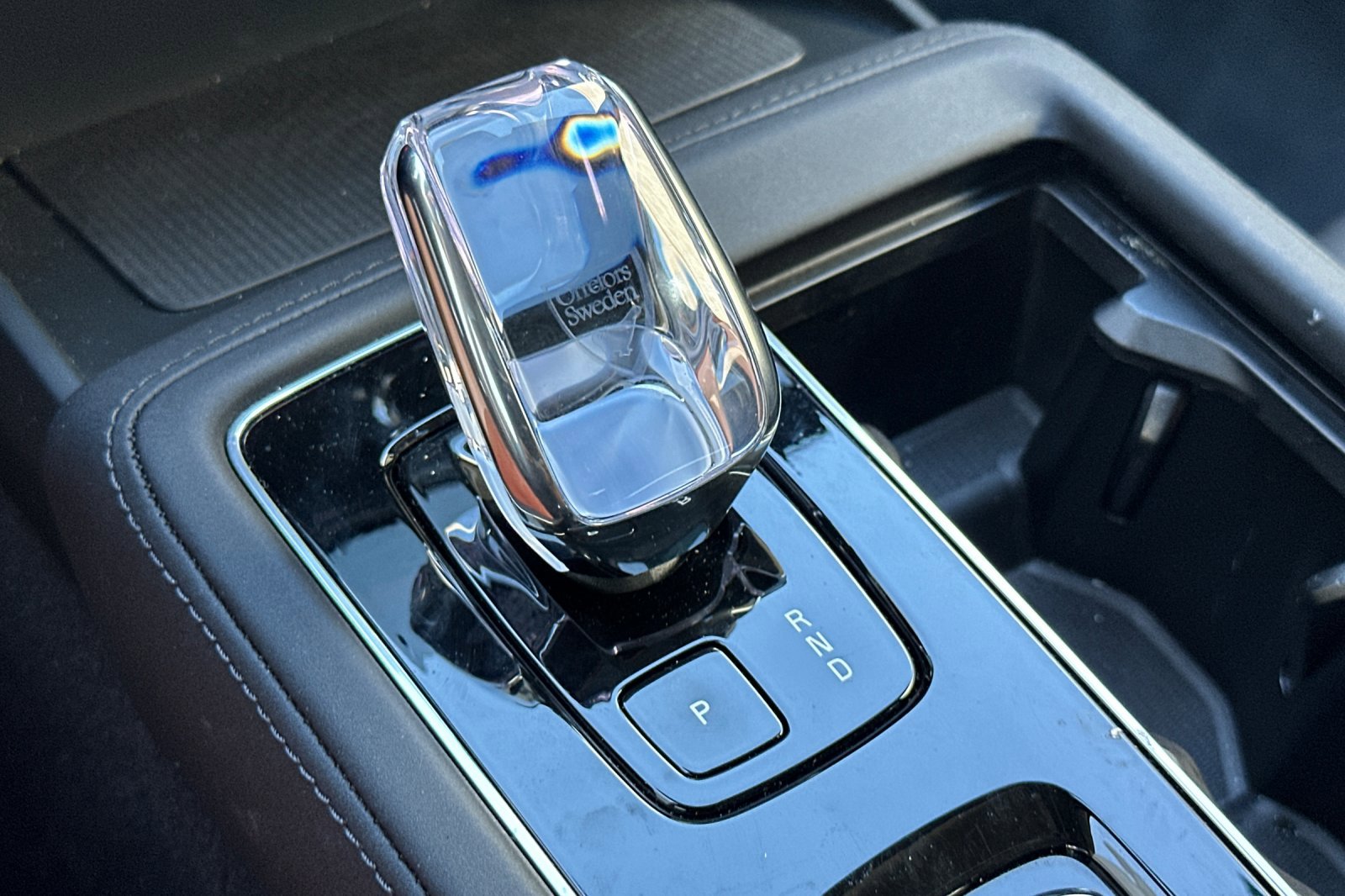 Certified 2025 Volvo XC90 B6 Core w/ Protection Package Premier image 24