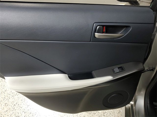 Used 2022 Lexus IS 350 F Sport w/ Accessory Package image 9
