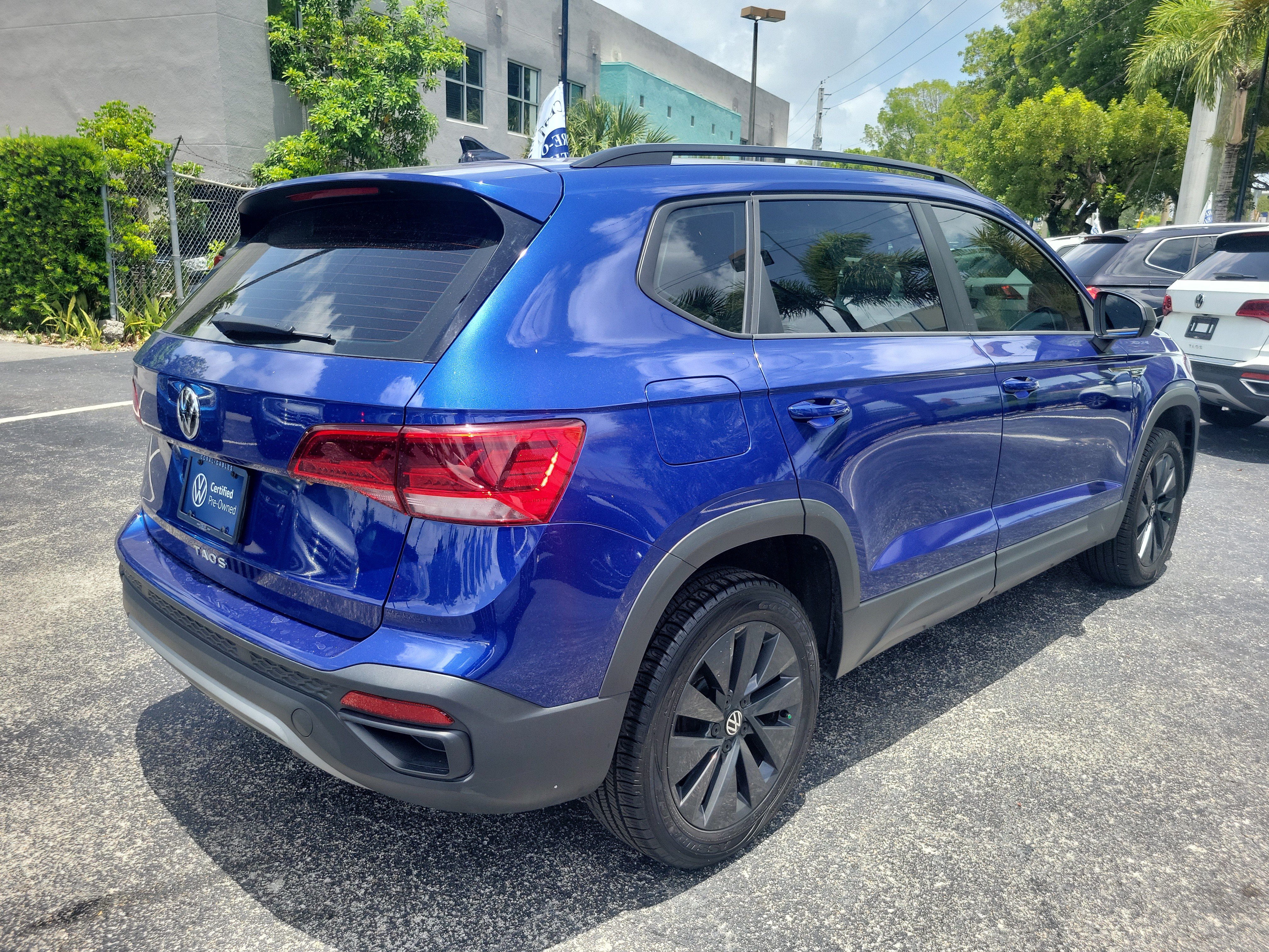 Certified 2024 Volkswagen Taos S FWD image 5
