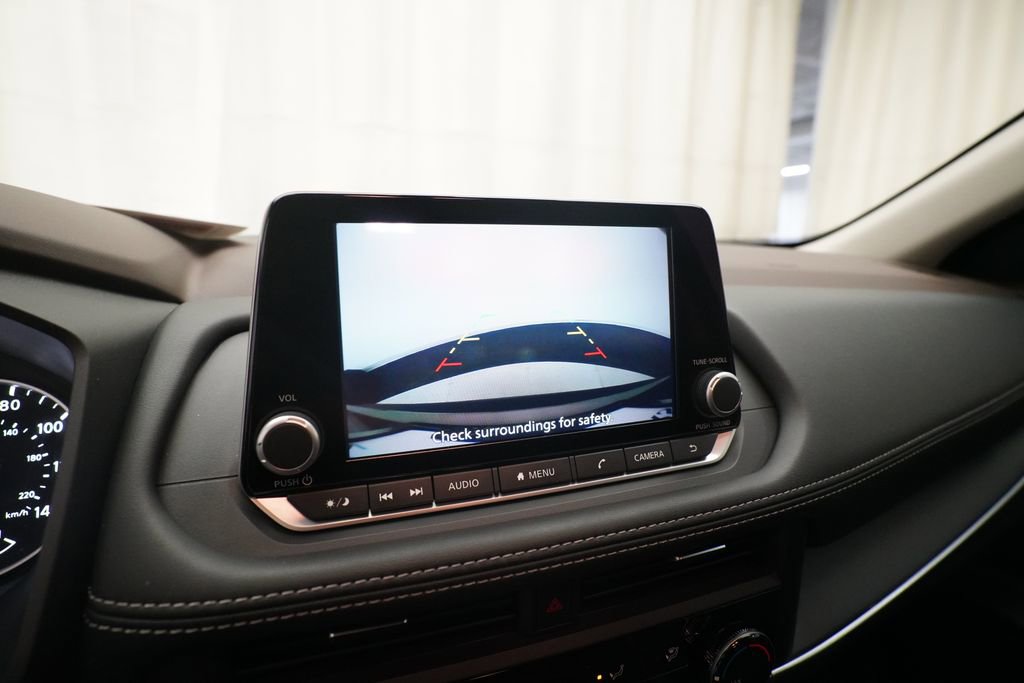 Certified 2023 Nissan Rogue S image 18