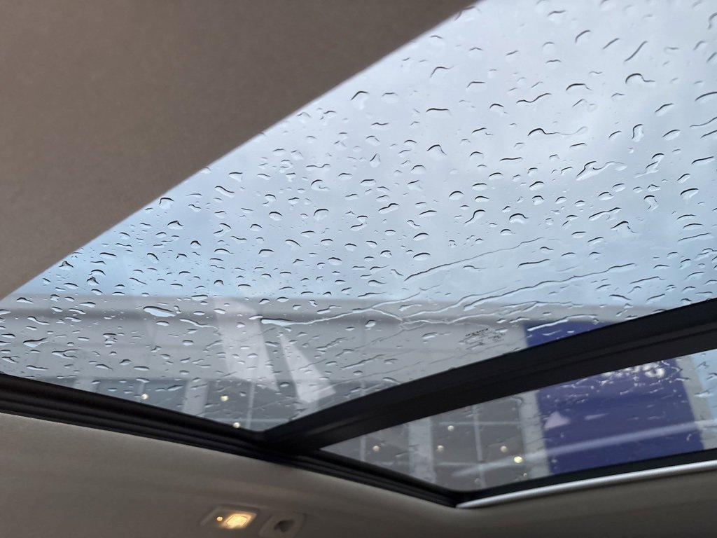 Certified 2023 Volvo XC40 B5 Plus w/ Protection Package Premier image 24