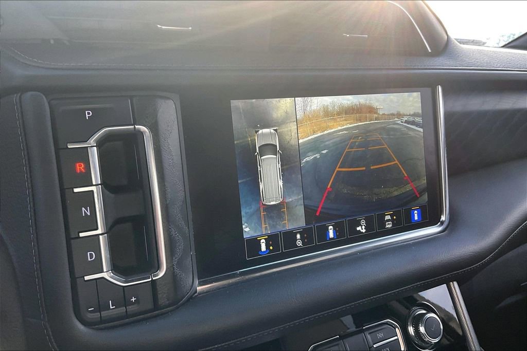 Used 2023 GMC Yukon Denali image 17