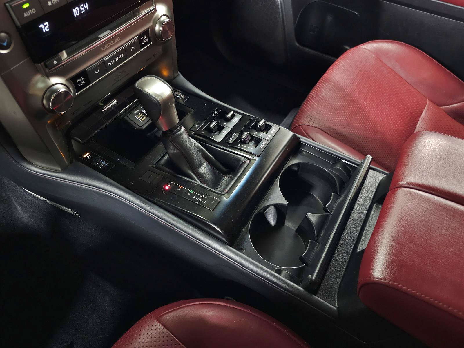 Used 2020 Lexus GX 460 Luxury w/ Off Road Package AWD/4WD image 31