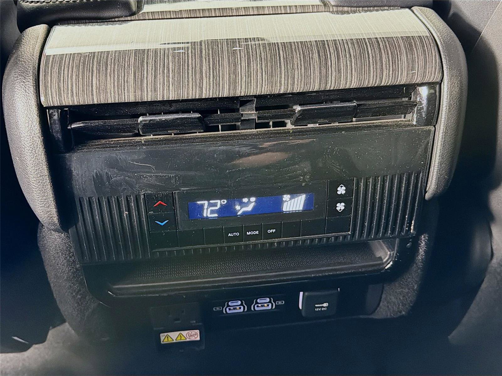 Used 2022 Jeep Wagoneer Series II w/ Rear Seat Video Group 1 image 26