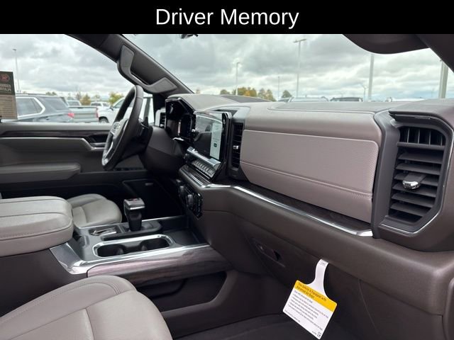 Certified 2025 Chevrolet Silverado 1500 LTZ w/ LTZ Premium Package image 21