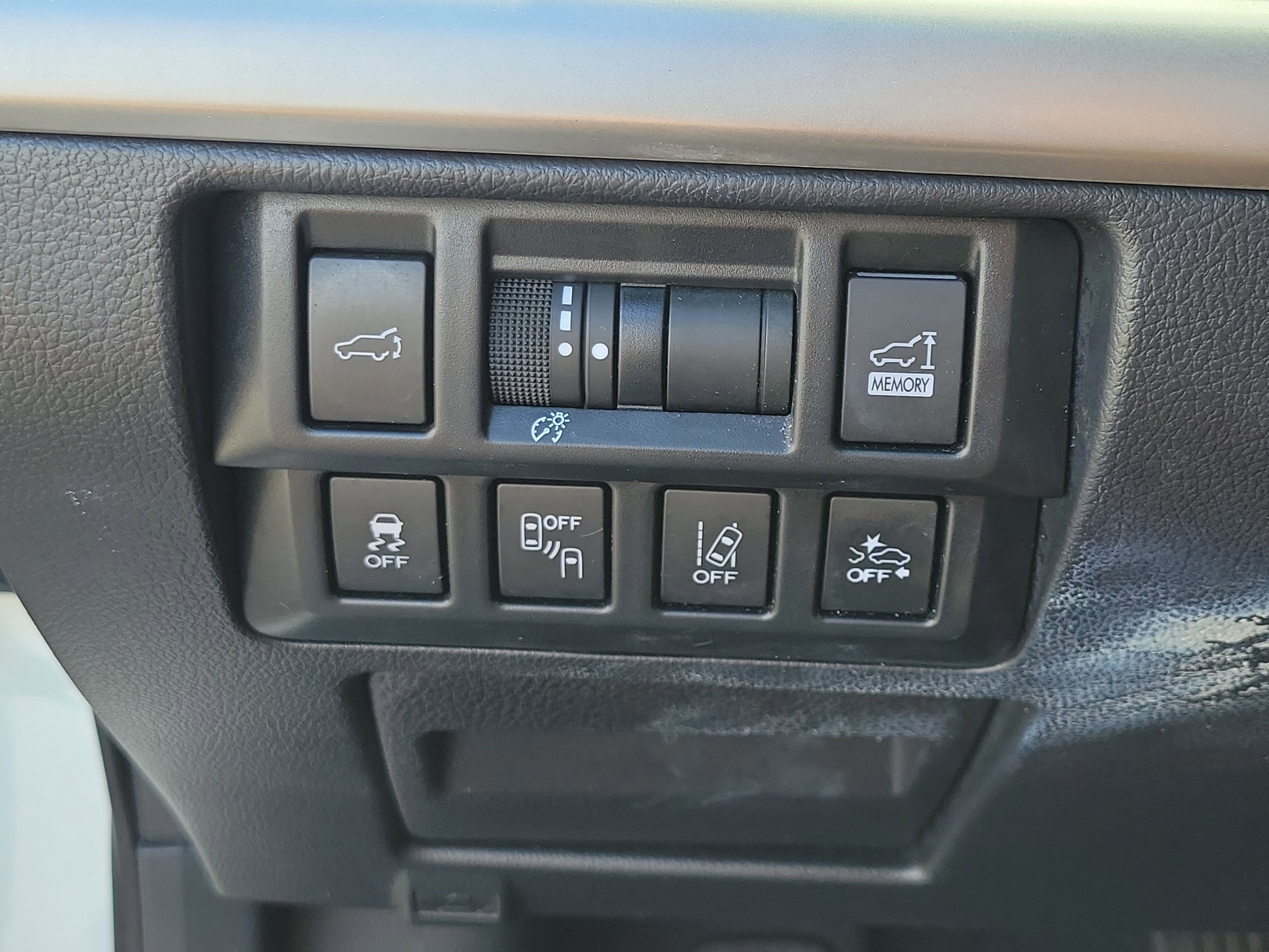 Used 2018 Subaru Outback 3.6R Limited image 28