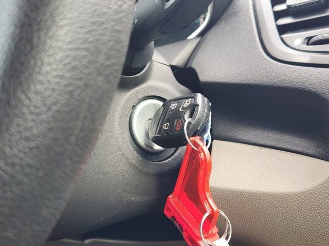 Used 2019 Ford Fiesta SE image 8