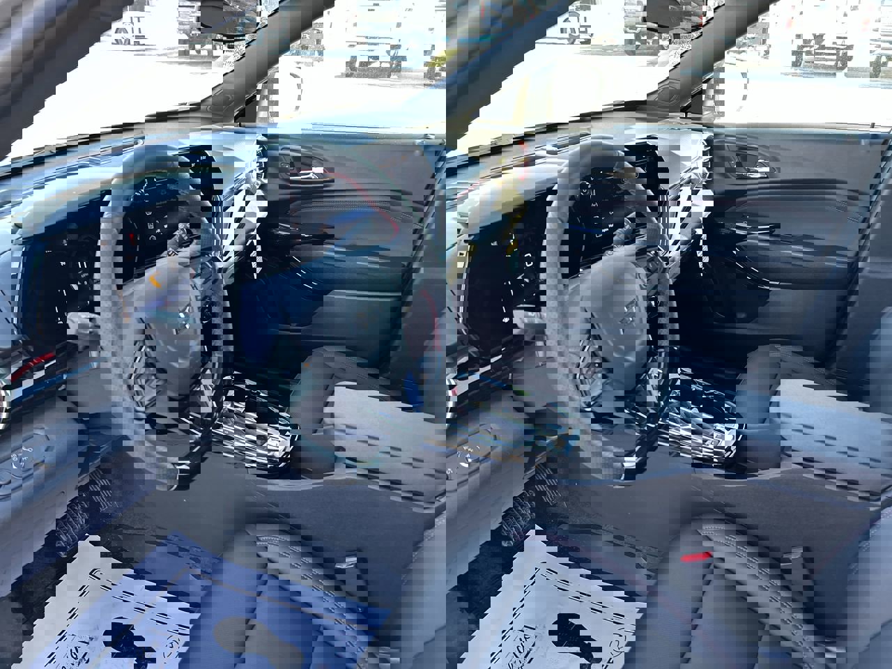 New 2026 Chevrolet Trax RS w/ Sunroof Package image 24