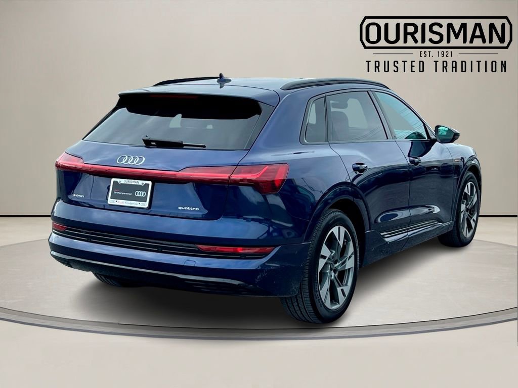 Certified 2022 Audi e-tron Premium w/ Convenience Plus Package image 7