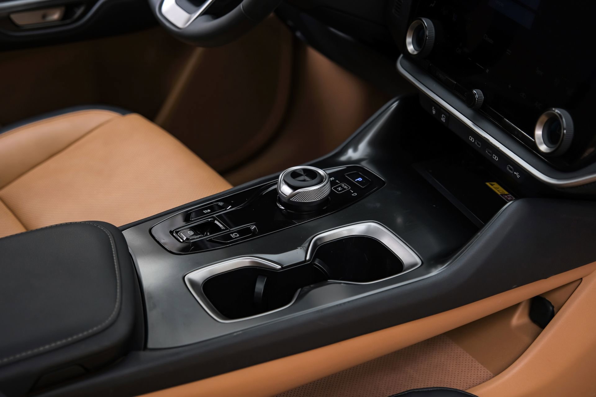 Used 2023 Lexus RZ 450e Premium w/ Technology Package image 26