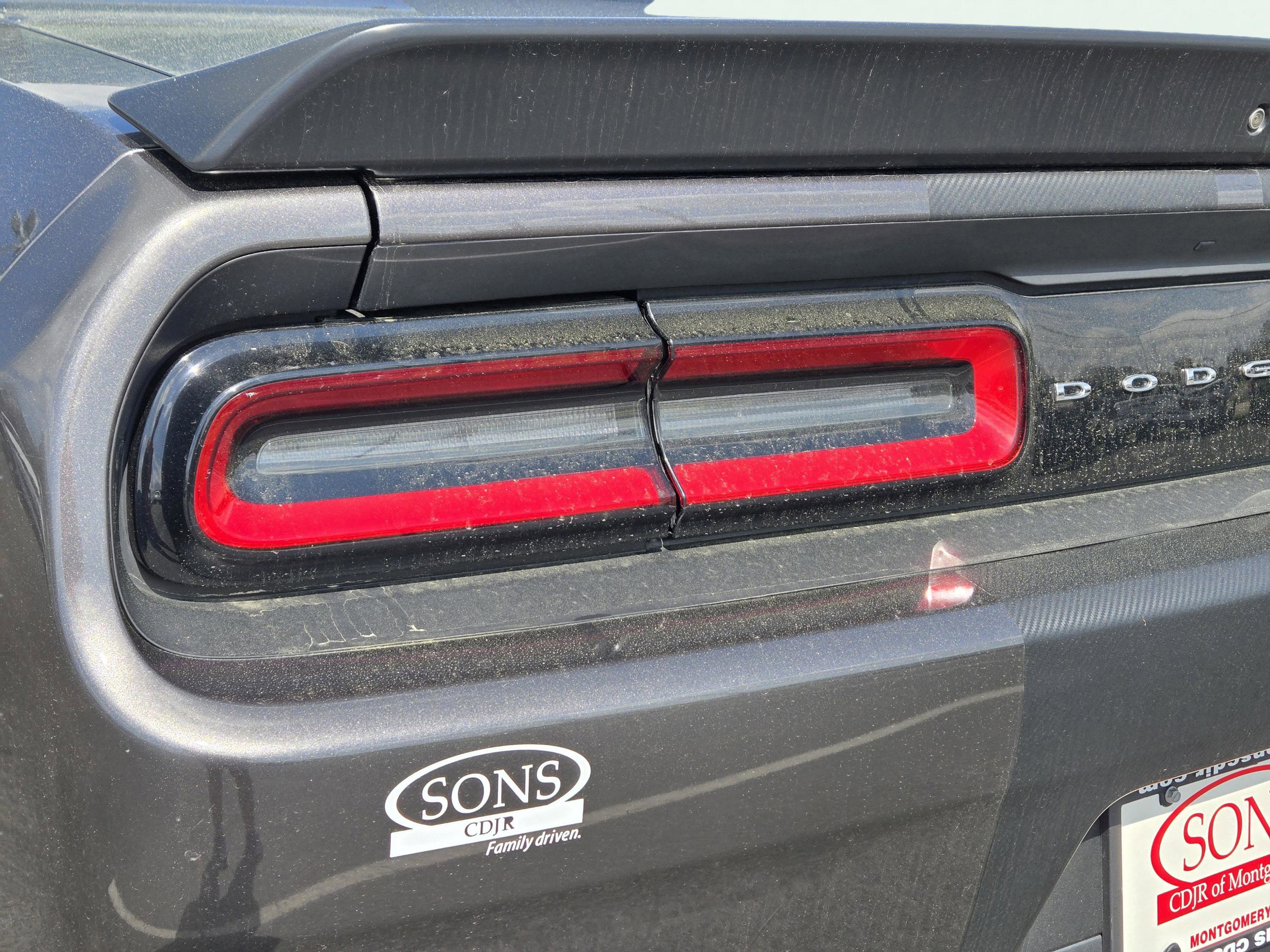 Used 2021 Dodge Challenger SRT Hellcat Redeye image 9