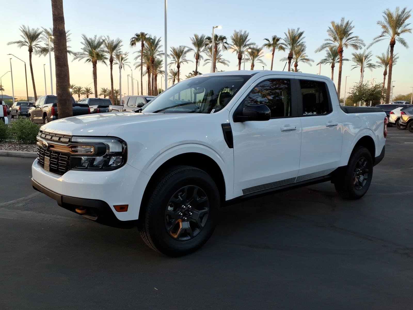 Used 2024 Ford Maverick Tremor w/ Tremor Off-Road Package AWD/4WD image 8