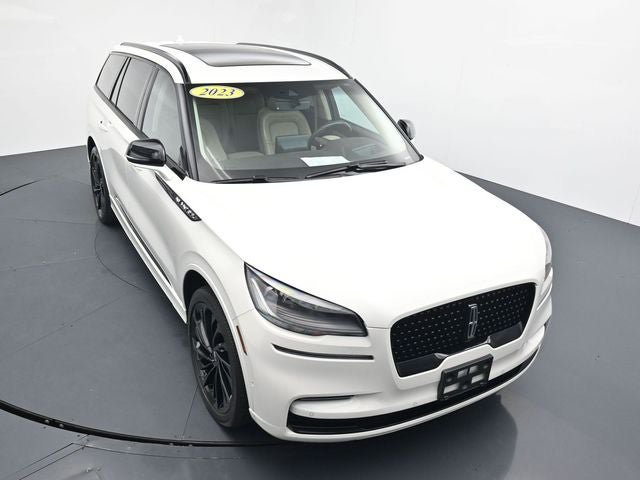 Used 2023 Lincoln Aviator Reserve w/ Equipment Group 201A AWD/4WD image 24