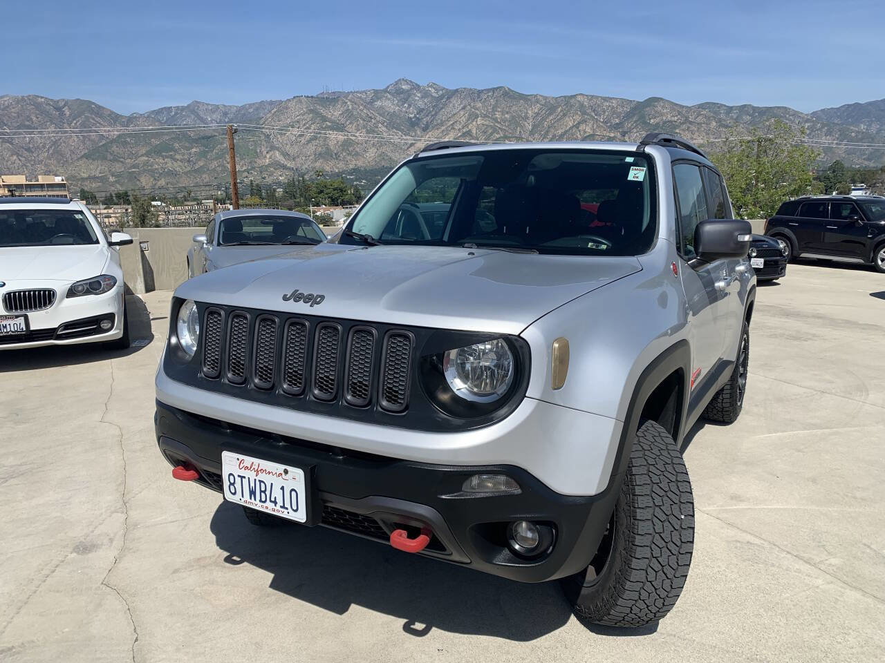 Used 2015 Jeep Renegade Trailhawk w/ Premium Leather Group AWD/4WD image 2