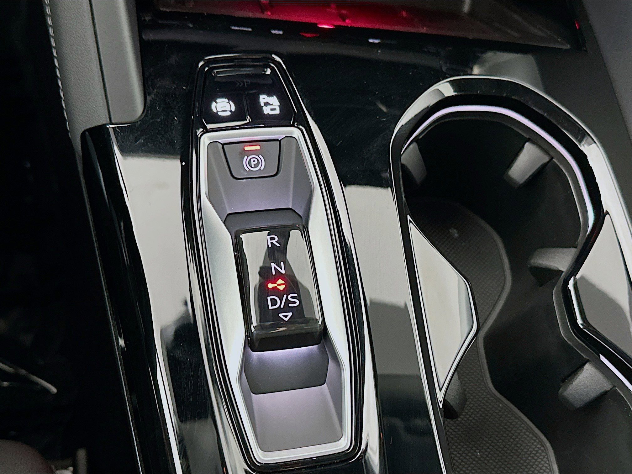 Certified 2025 Audi Q5 Premium Plus image 17