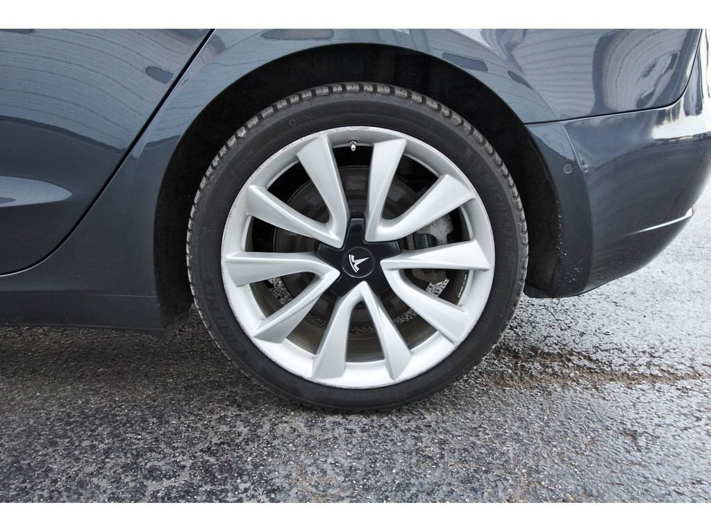 Used 2018 Tesla Model 3 Performance AWD/4WD image 26