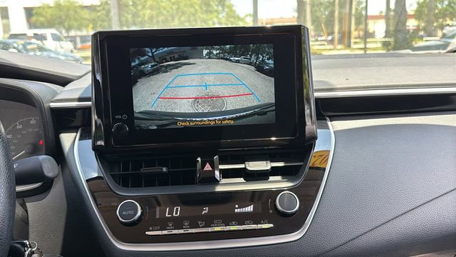 Certified 2025 Toyota Corolla LE FWD image 23