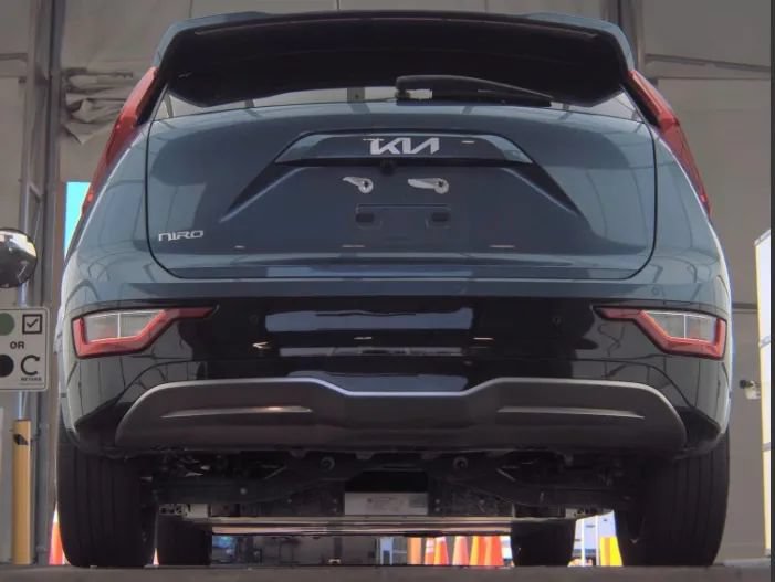 Used 2023 Kia Niro Wind FWD image 14