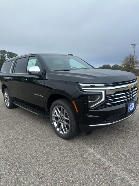 New 2026 Chevrolet Suburban Premier image 2