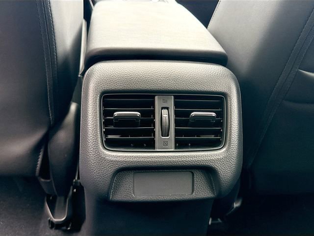 Used 2025 Acura ADX AWD image 27