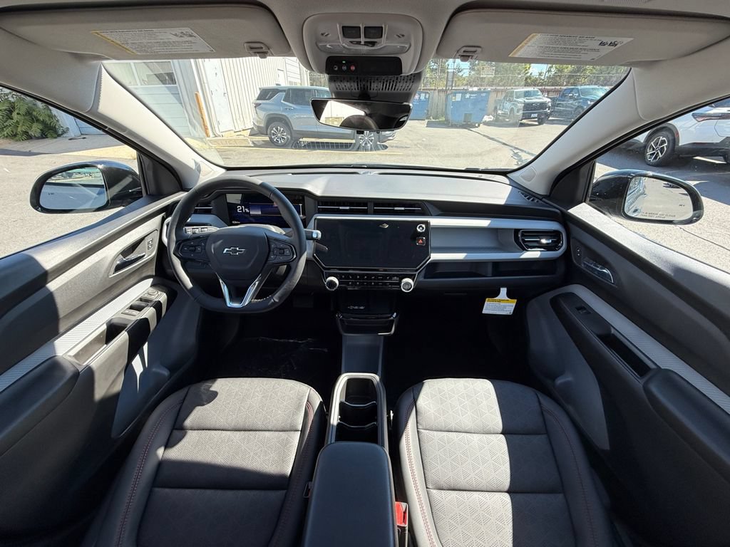 New 2027 Chevrolet Bolt RS w/ Technology Package FWD image 24