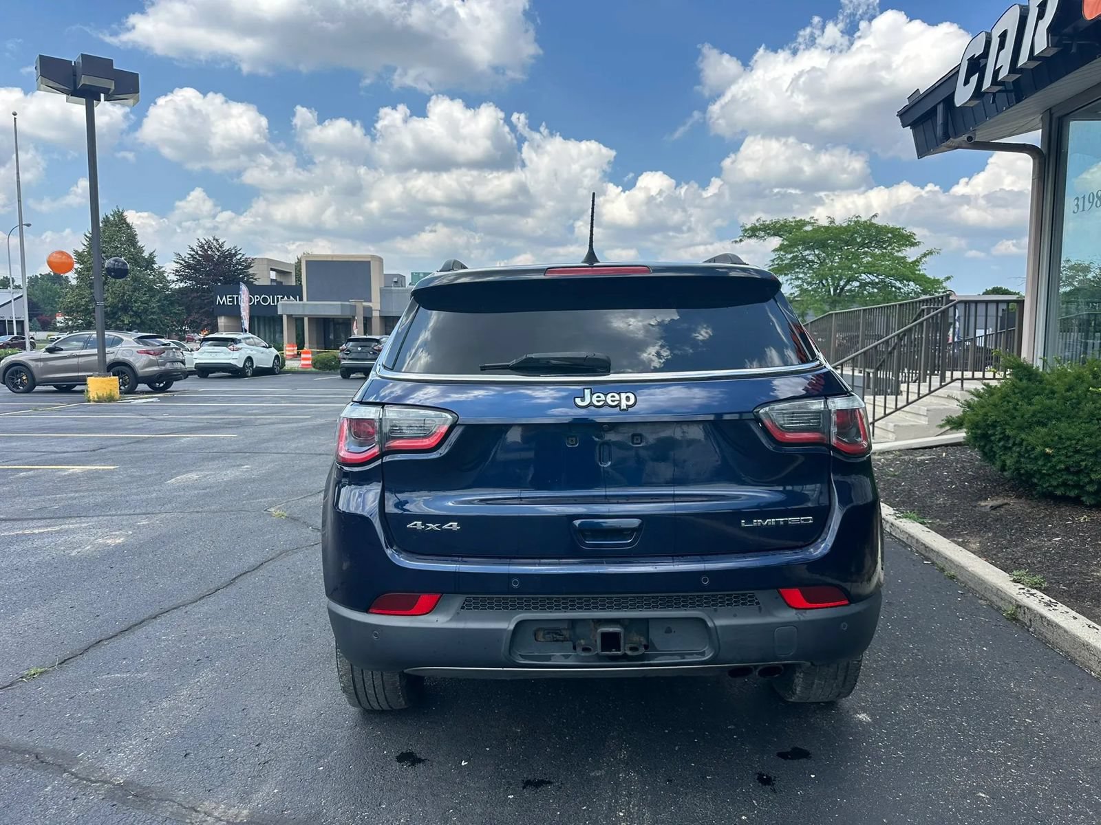 Used 2017 Jeep Compass Limited AWD/4WD image 5