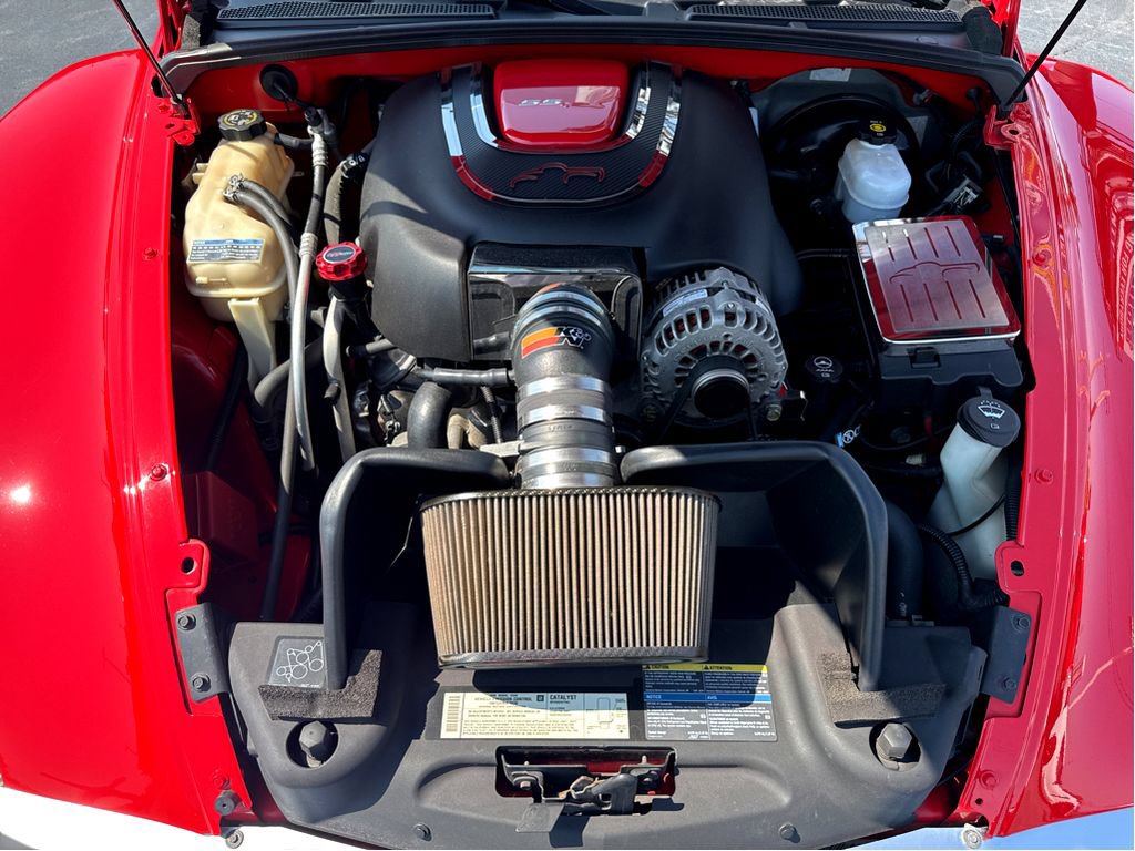 Used 2006 Chevrolet SSR w/ Preferred Equipment Group RWD image 24