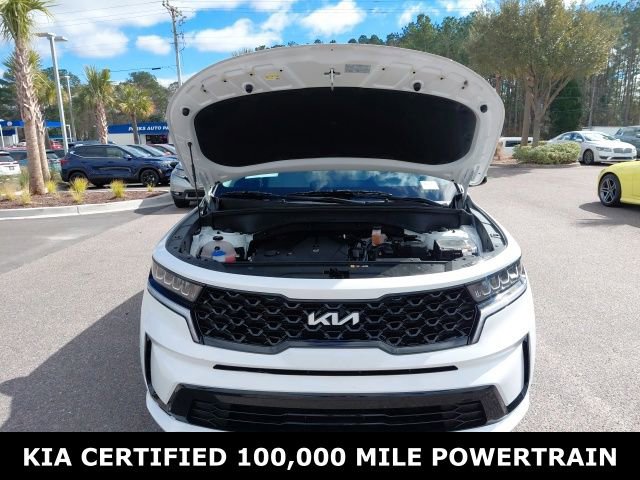 Certified 2023 Kia Sorento S image 9