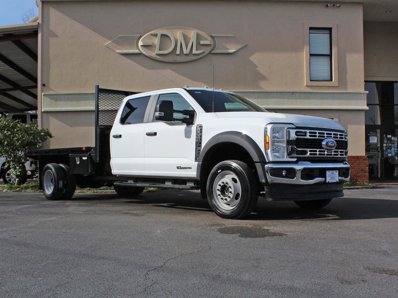Used 2024 Ford F550 4x4 Crew Cab Super Duty image 5