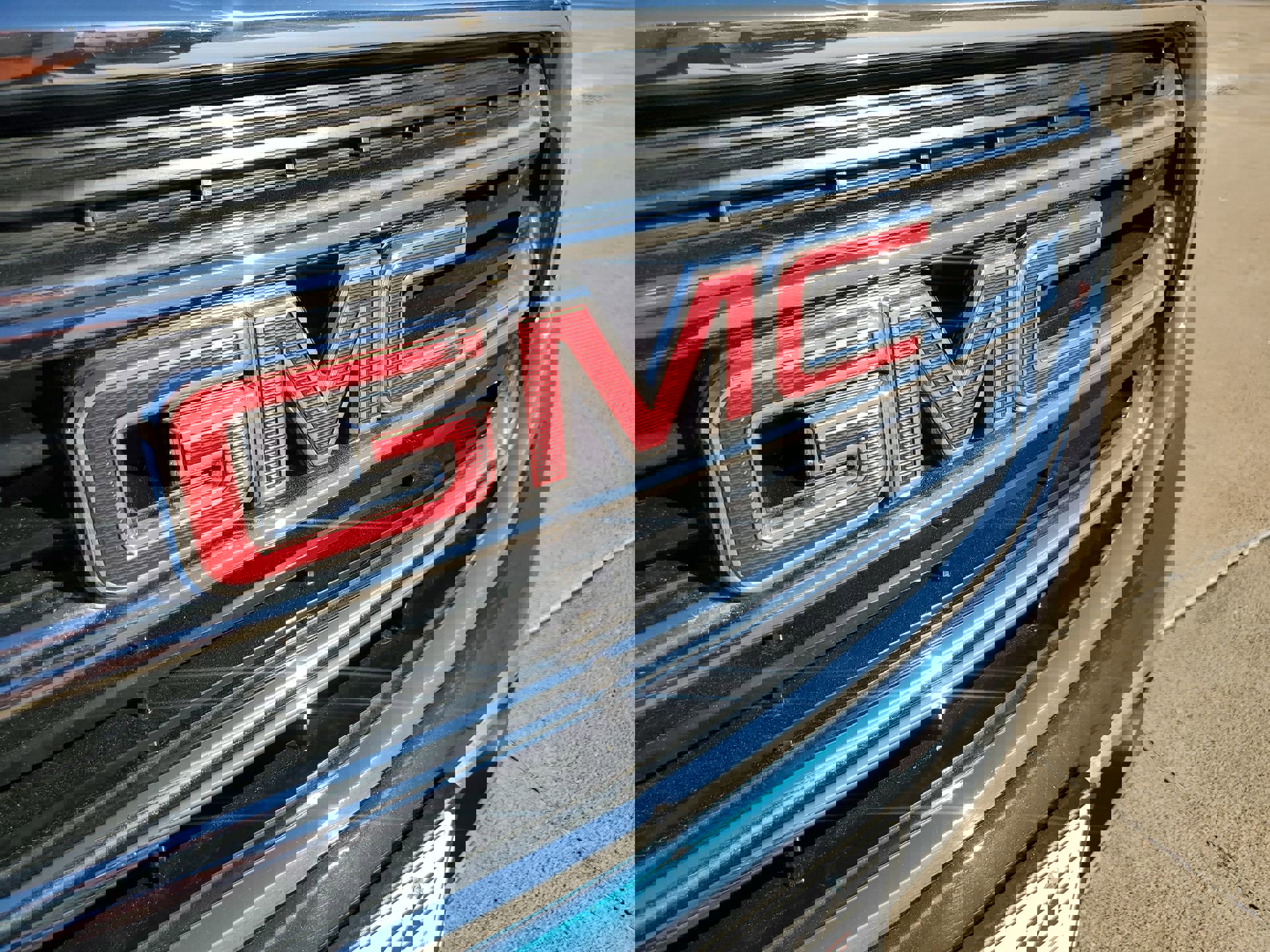 Used 2019 GMC Terrain SLT w/ Preferred Package image 37