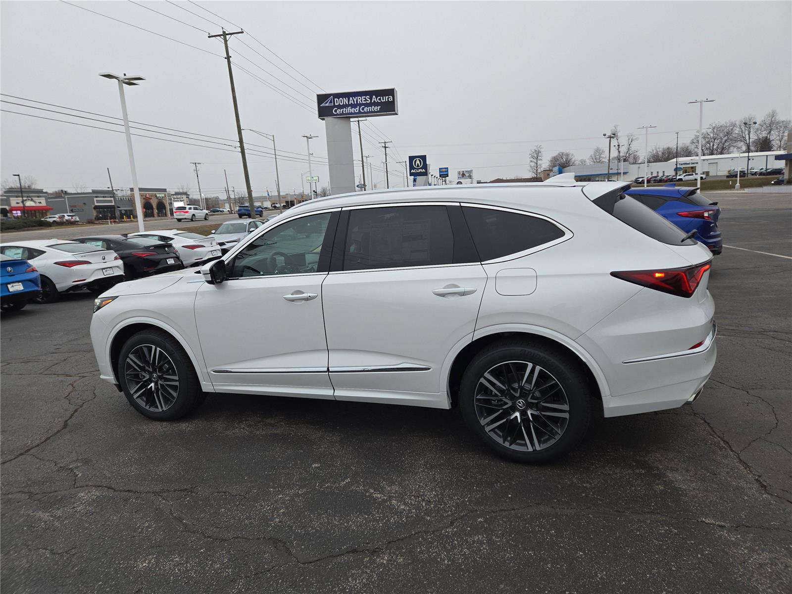 New 2026 Acura MDX SH-AWD w/ Advance Package image 25