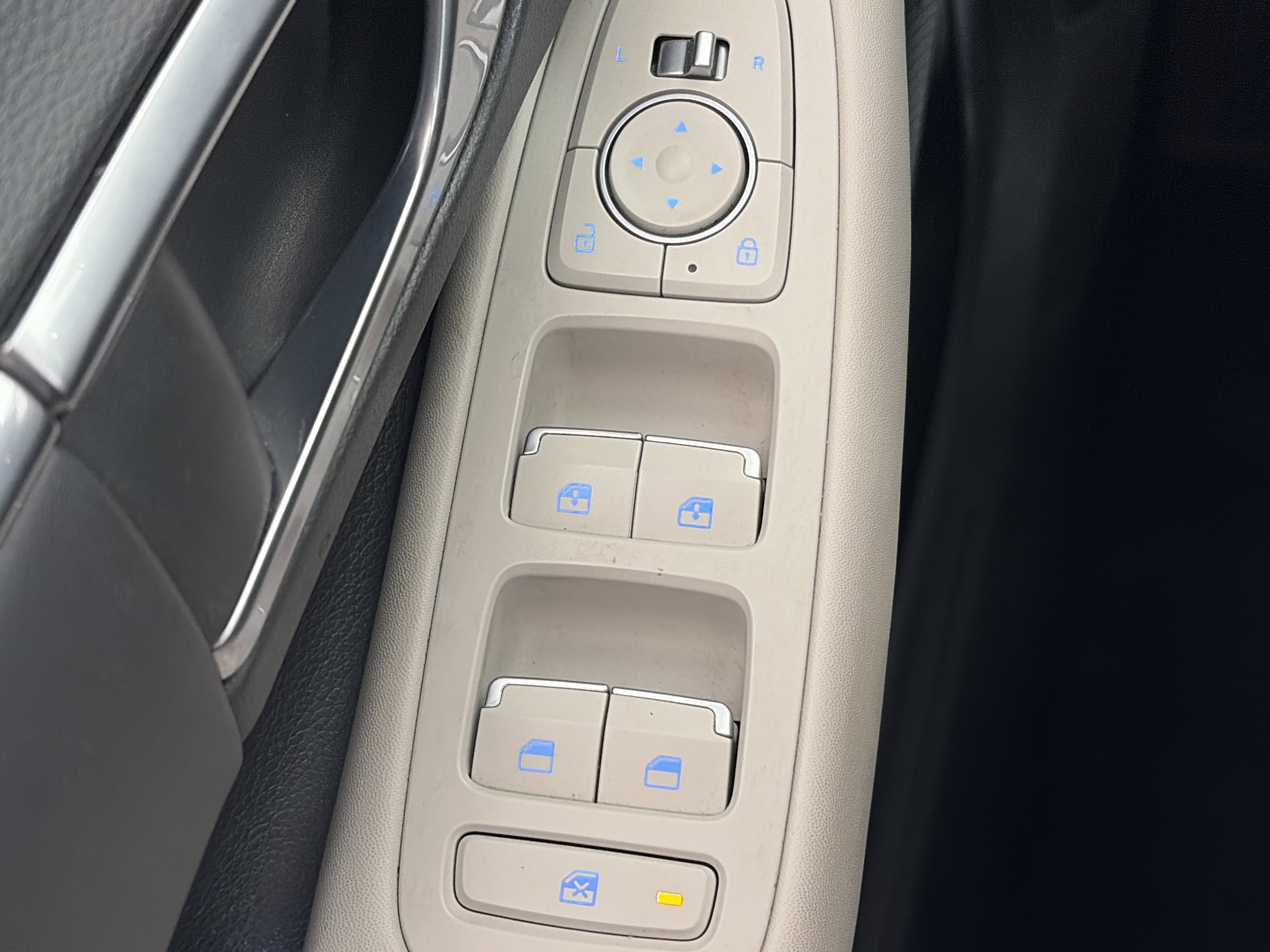 Used 2021 Hyundai Sonata SEL FWD image 29