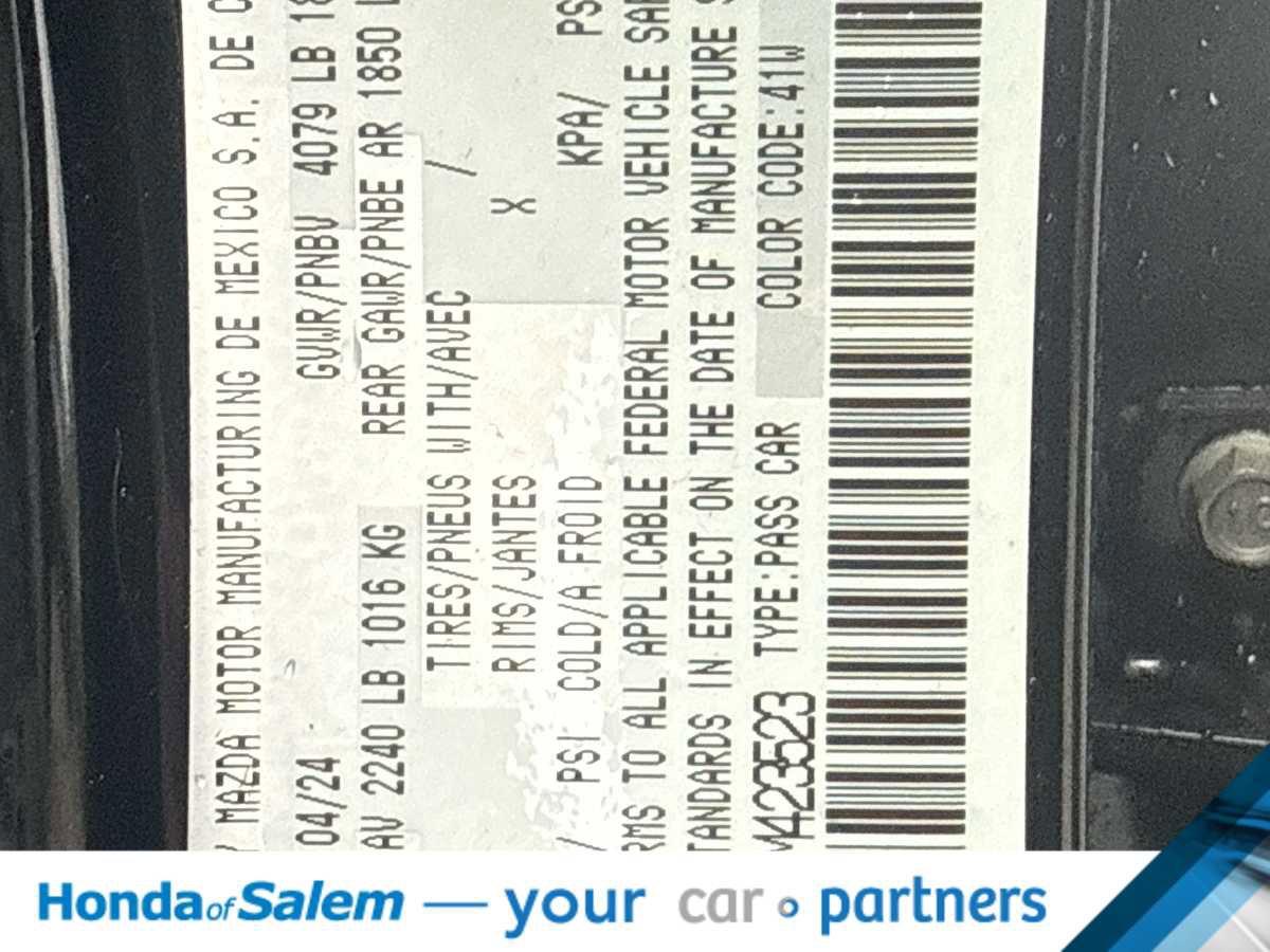 Used 2024 MAZDA MAZDA3 s image 21