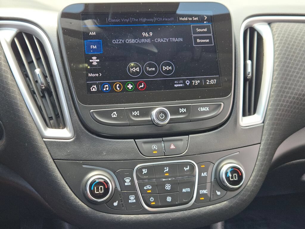 Certified 2025 Chevrolet Malibu LT FWD image 27